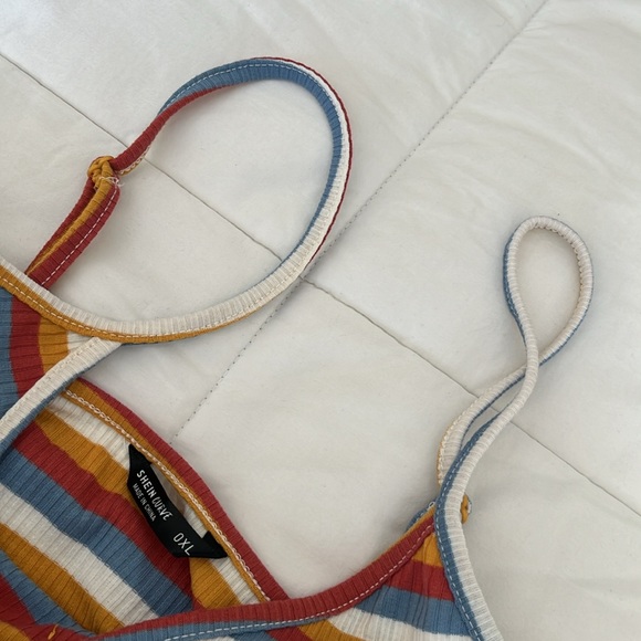 SHEIN Stripped Crop Top (0XL) - Picture 3 of 3